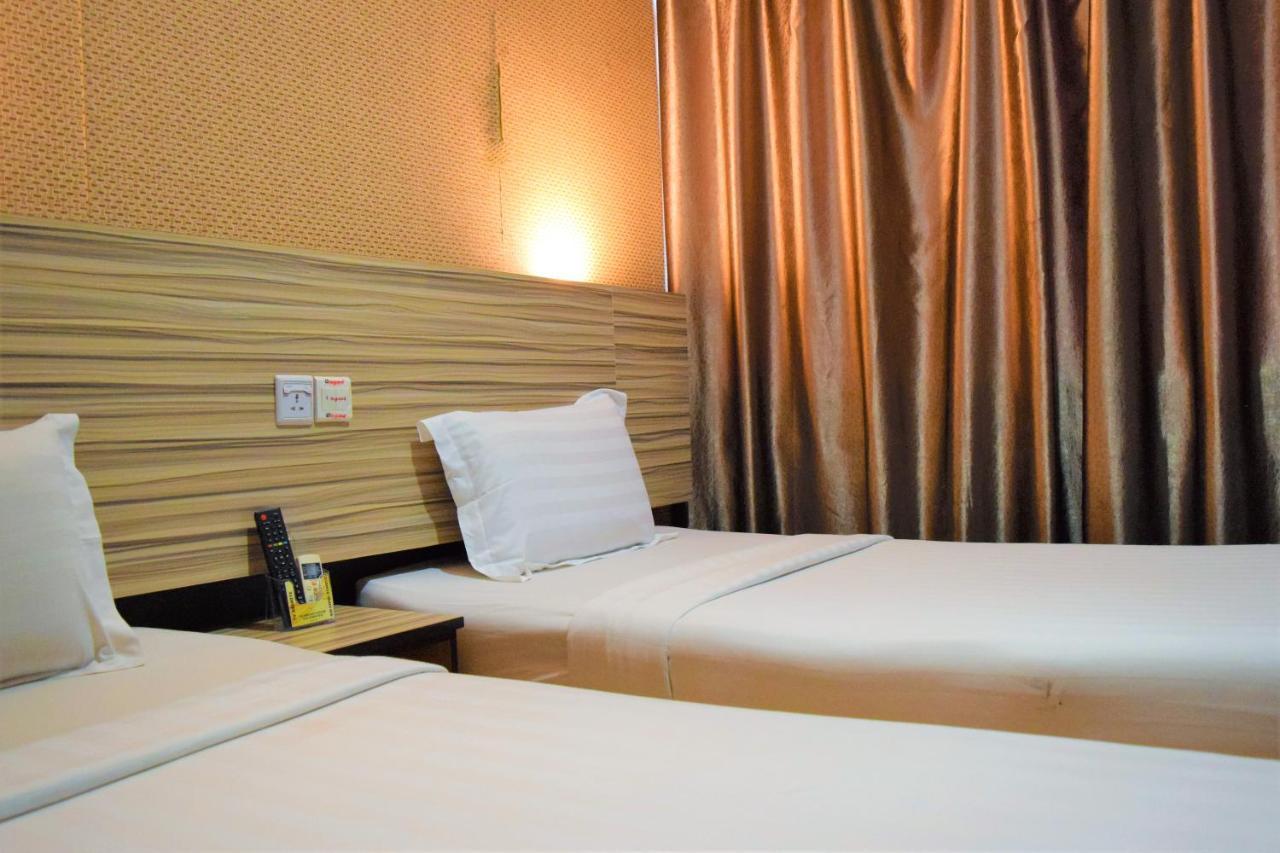 Dj Citi Inn Hotel Kuala Terengganu Zewnętrze zdjęcie